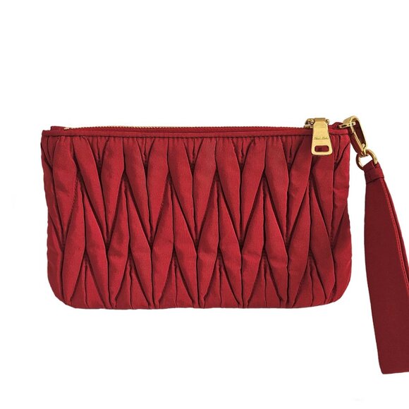 MIU MIU RED FABRIC MATELASSE WRISTLET CLUTCH - Picture 14 of 14